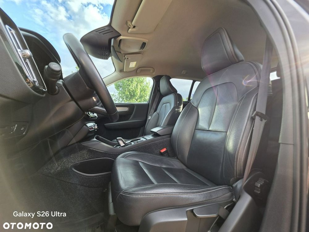 Volvo XC 40 - 29