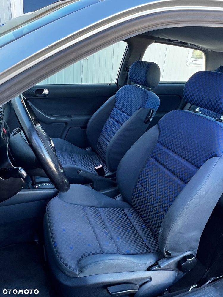 Audi A3 3-drzwiowe - 6