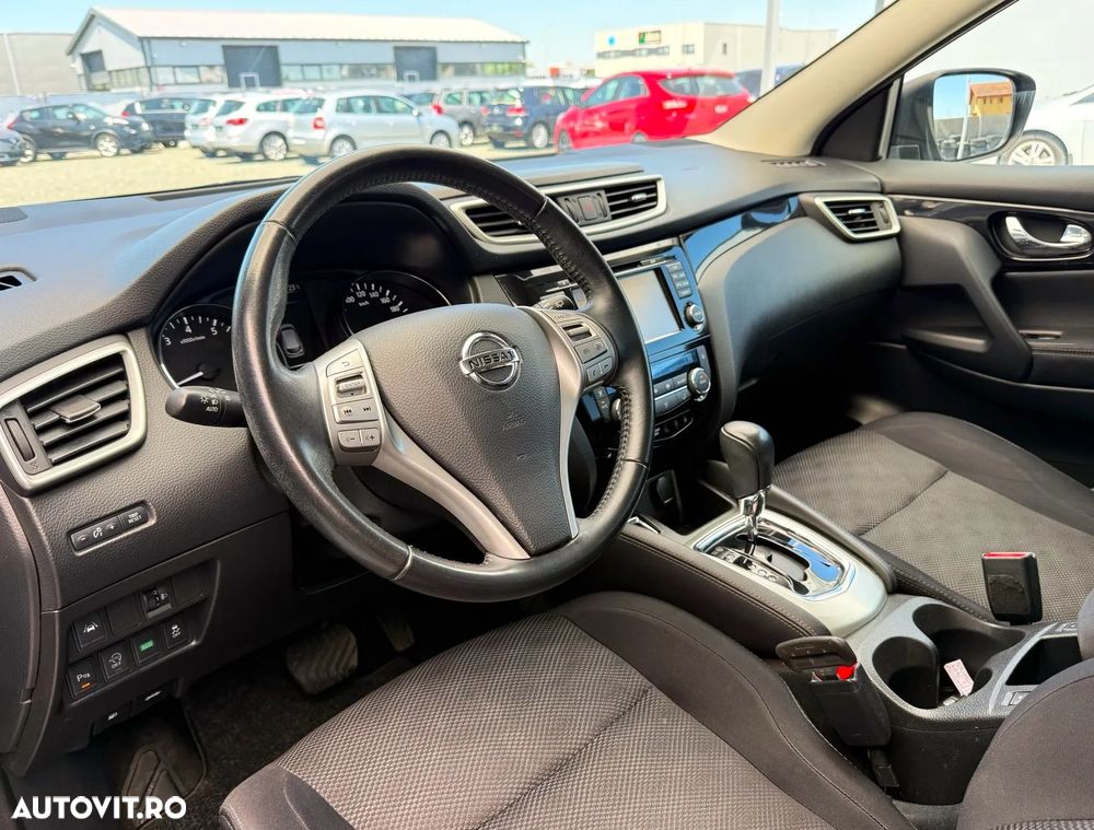 Nissan Qashqai 1.2 DIG-T Xtronic N-Connecta - 14