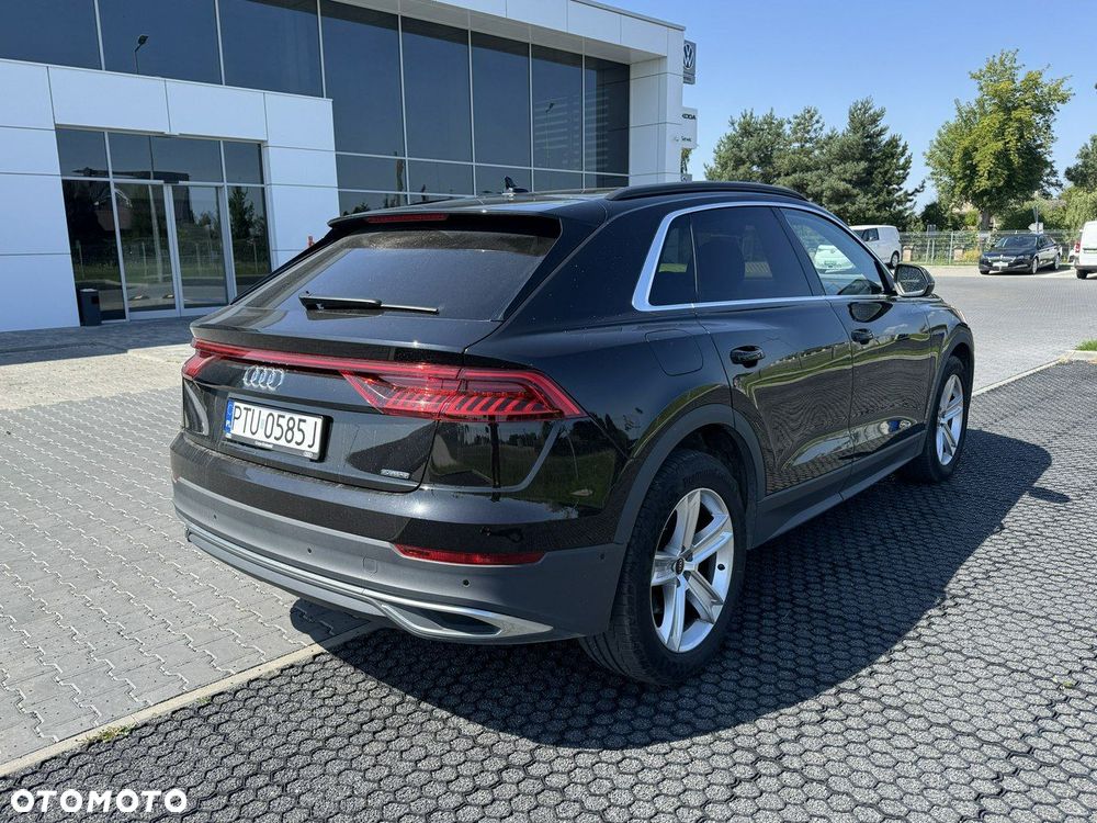 Audi Q8 55 TFSI quattro tiptronic - 5