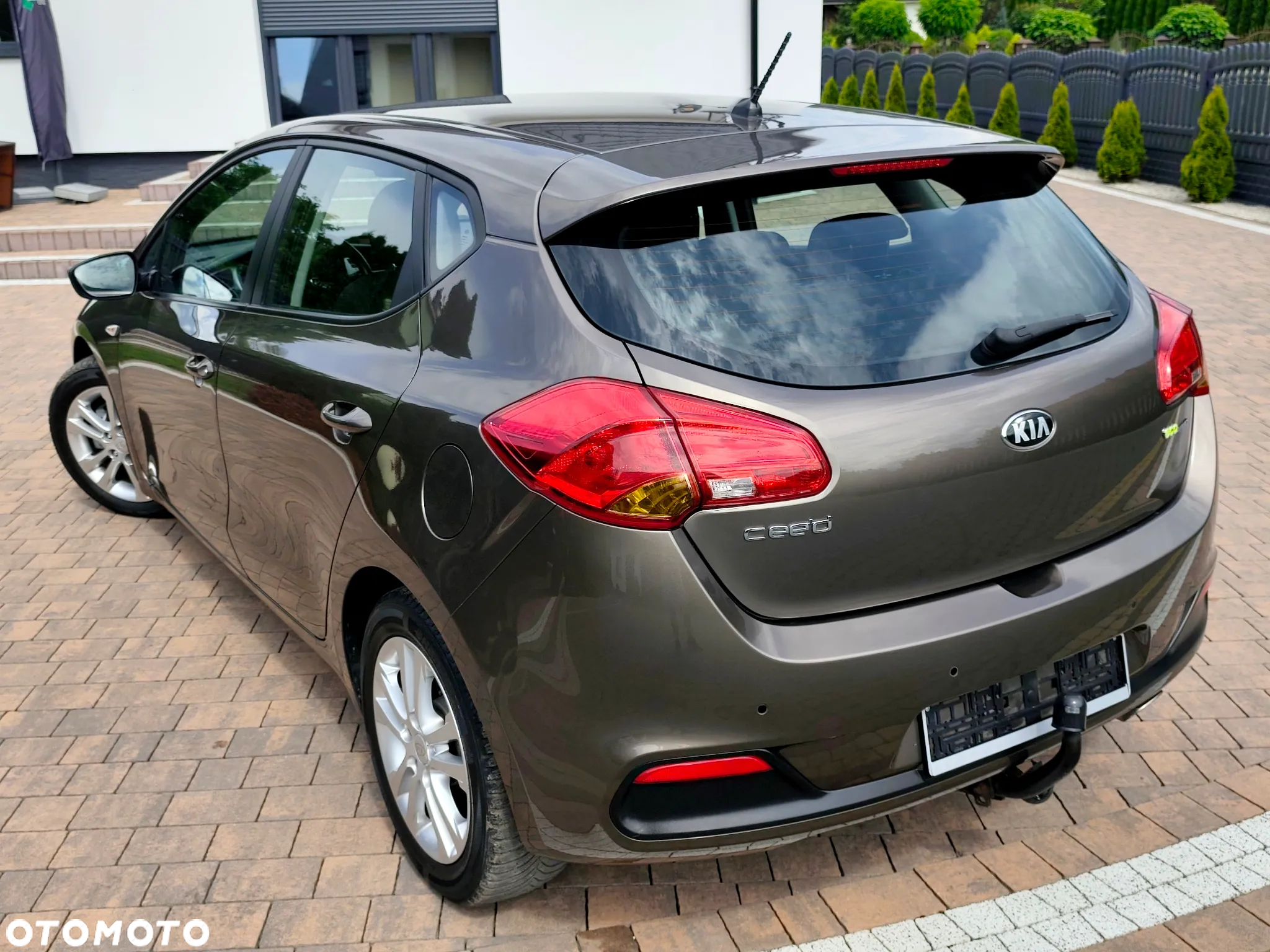 Kia Ceed - 22