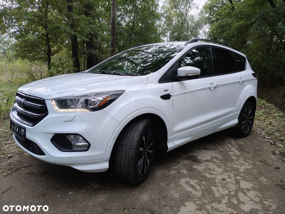 Ford Kuga 2.0 TDCi 2x4 ST-Line - 11
