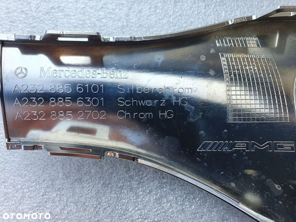 Mercedes SL A232 AMG tylna lewa listwa zderzaka rok 22- - 3