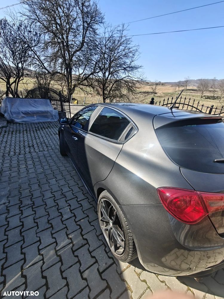 Alfa Romeo Giulietta 1.8 TBi 16V Quadrifoglio Verde - 15