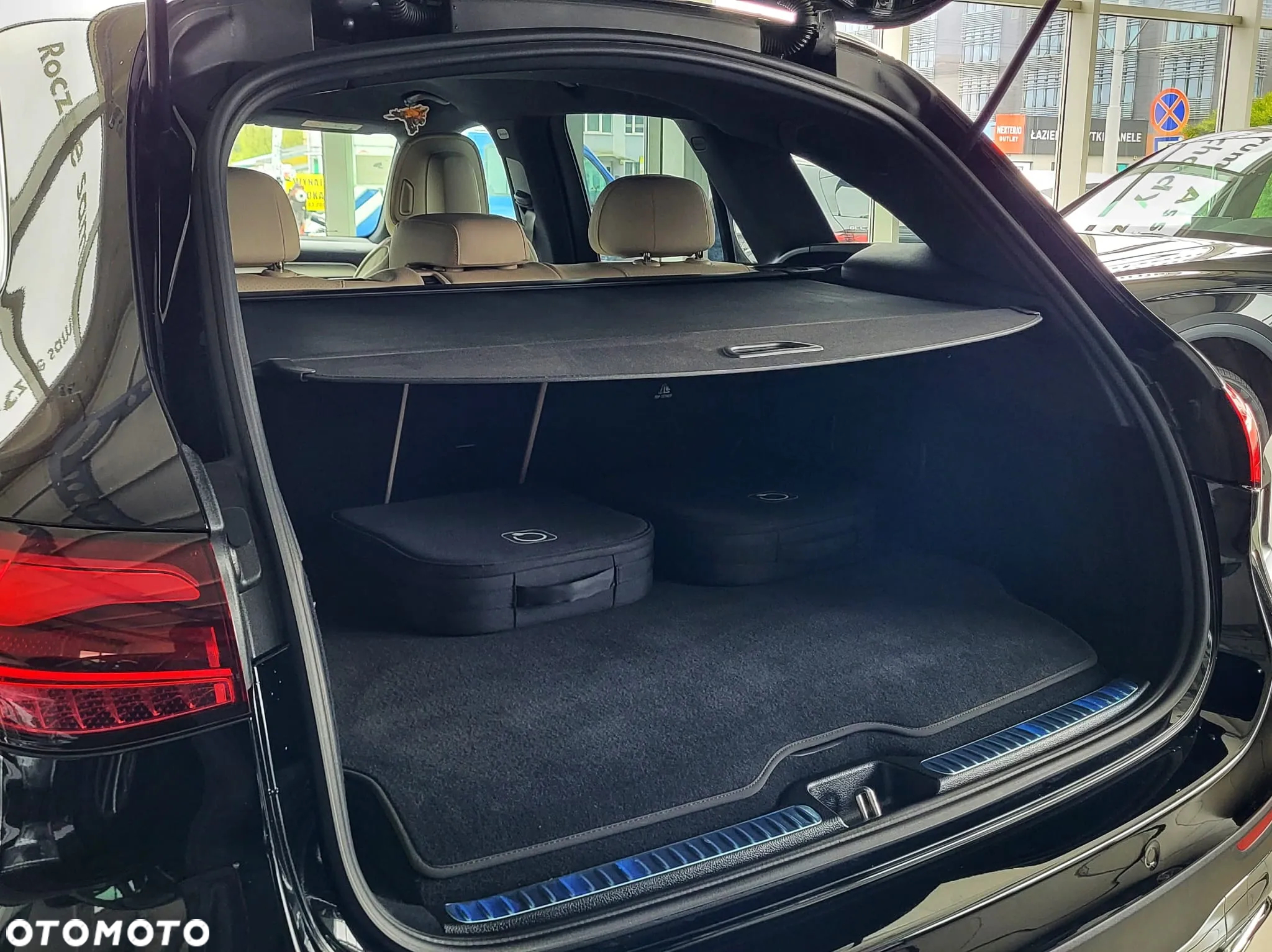 Mercedes-Benz GLC 300 e 4-Matic Avantgarde - 14