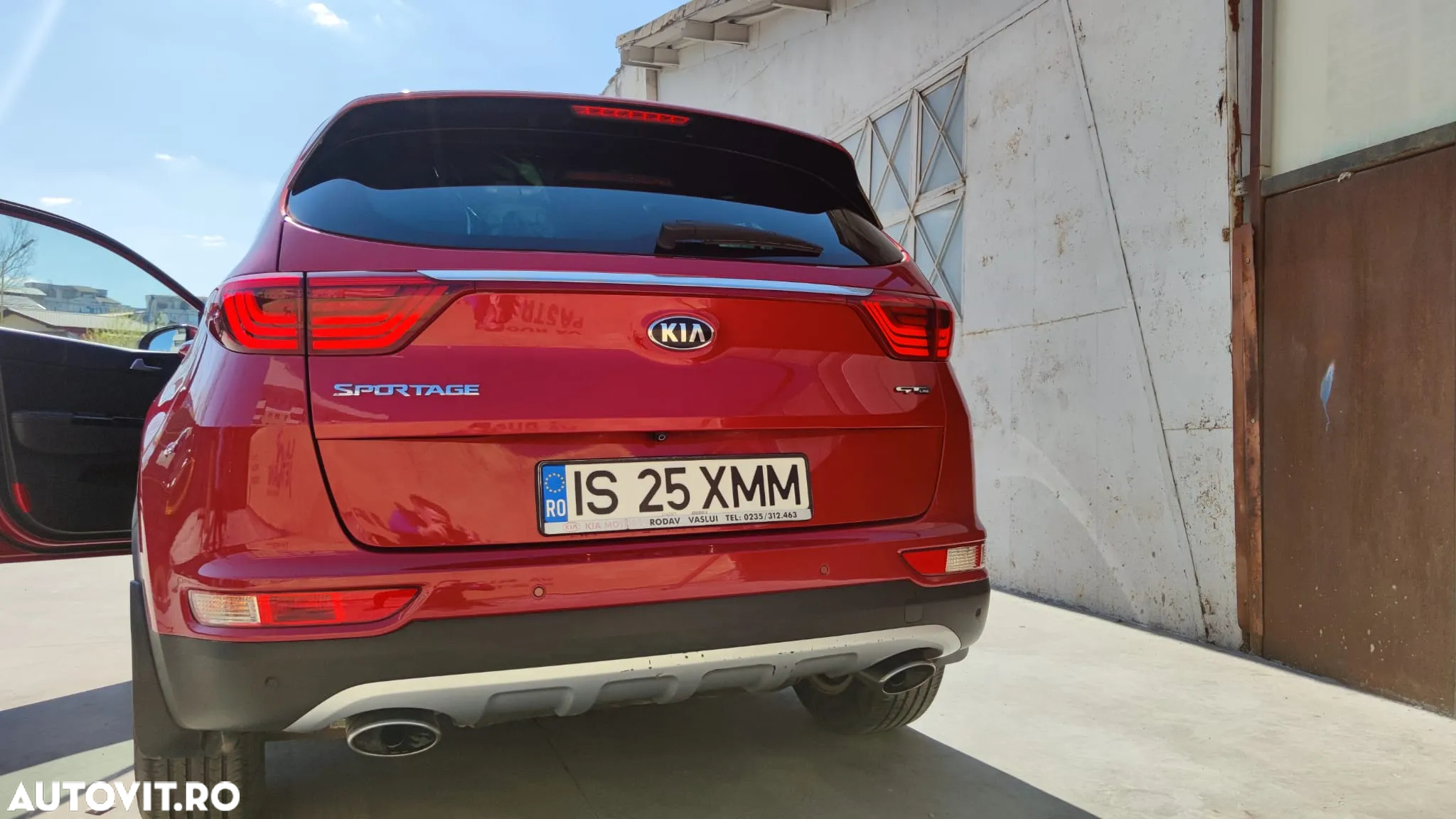 Kia Sportage 1.6 T-GDI 6MT 4x2 GT Line - 12