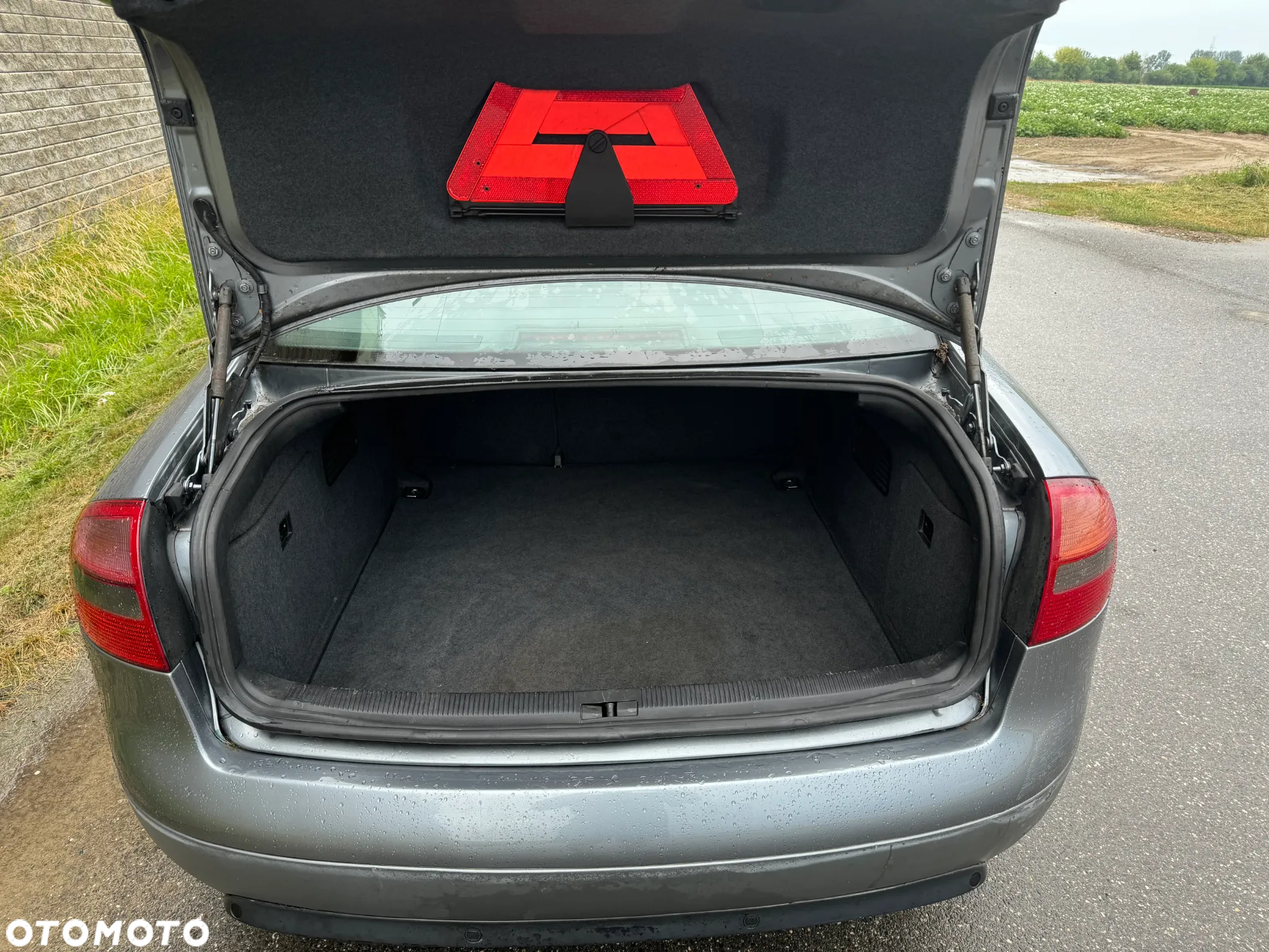Audi A6 - 6