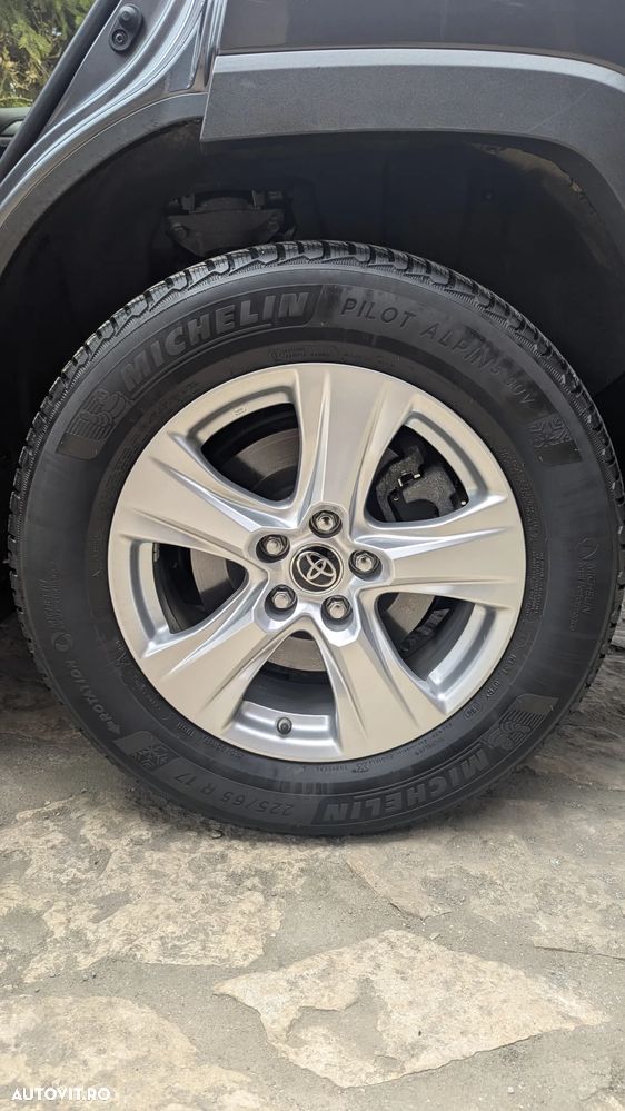 Toyota RAV4 2.0P CVT AWD Dynamic - 8