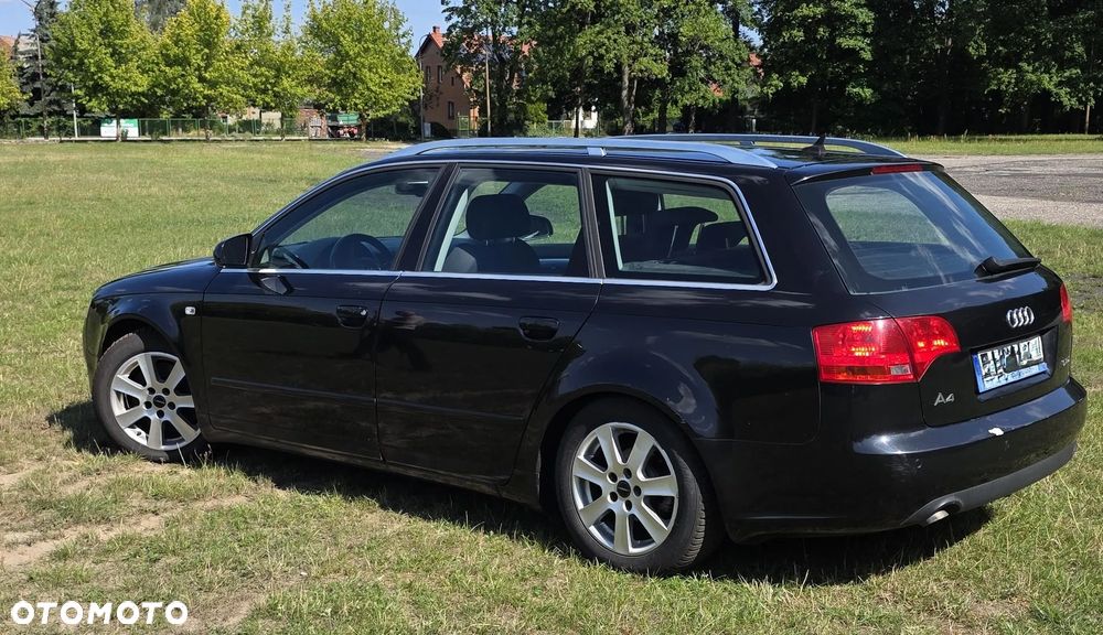 Audi A4 Avant 2.0 TDI DPF - 1