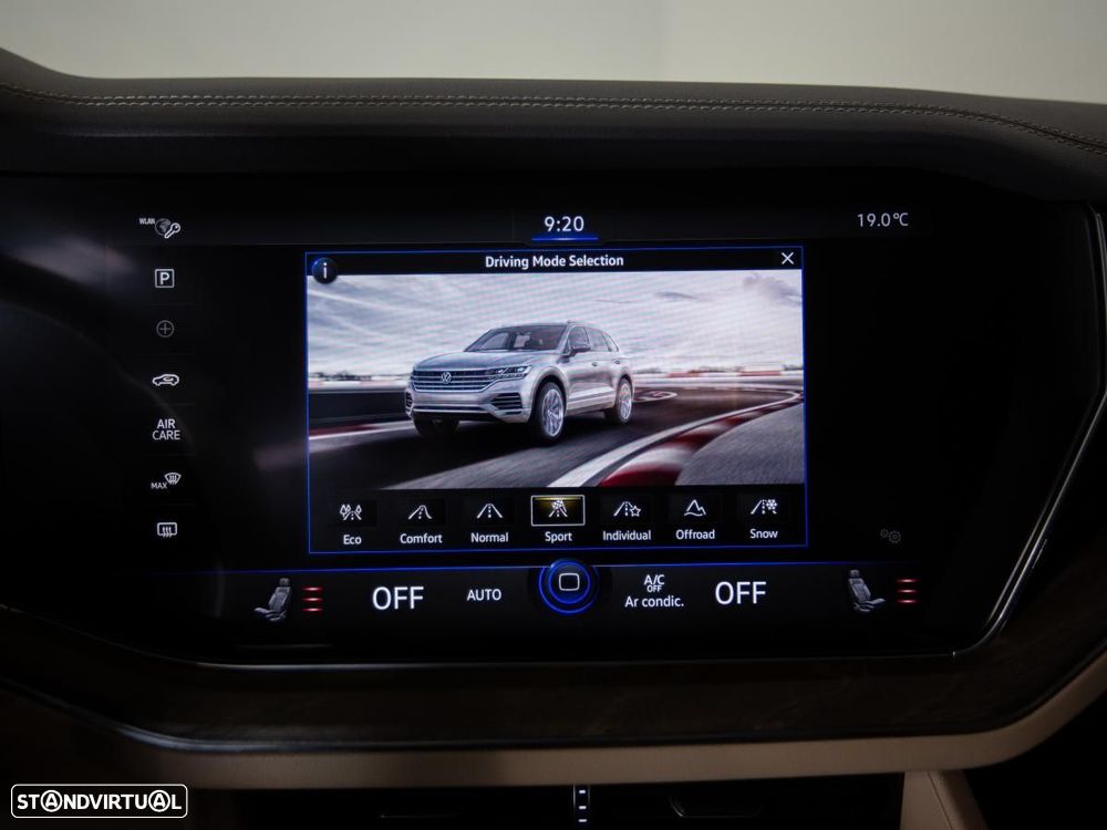 VW Touareg 3.0 TDI V6 Elegance Plus - 38