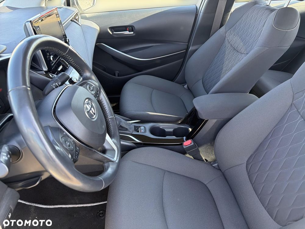 Toyota Corolla 1.8 Hybrid Comfort - 13