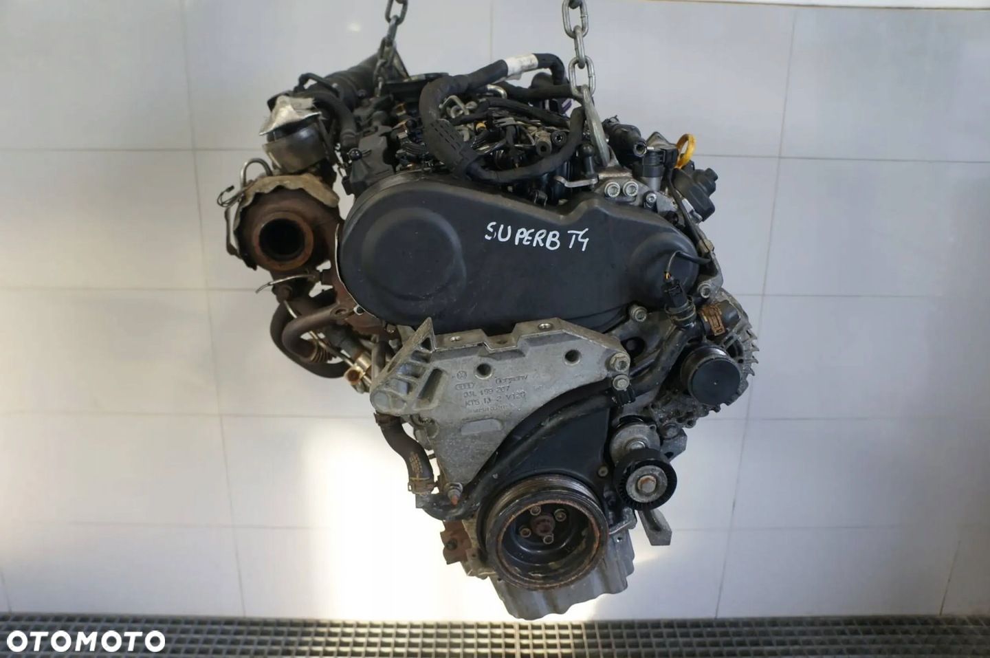 SILNIK KOMPLET OSPRZĘT 2.0 TDI CFF VW PASSAT B7 CC A3 8P GOLF VI SUPERB - 1