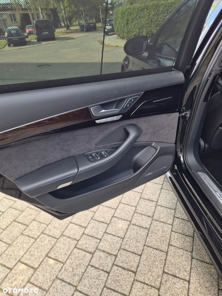 Audi A8 - 16
