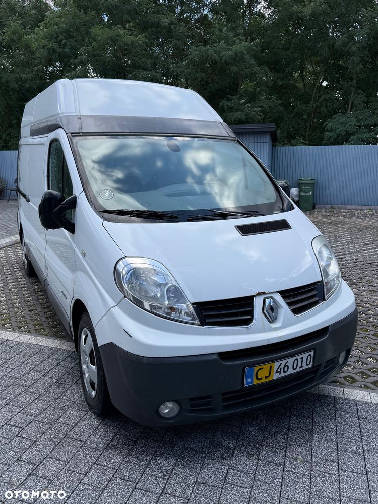 Renault Trafic - 1