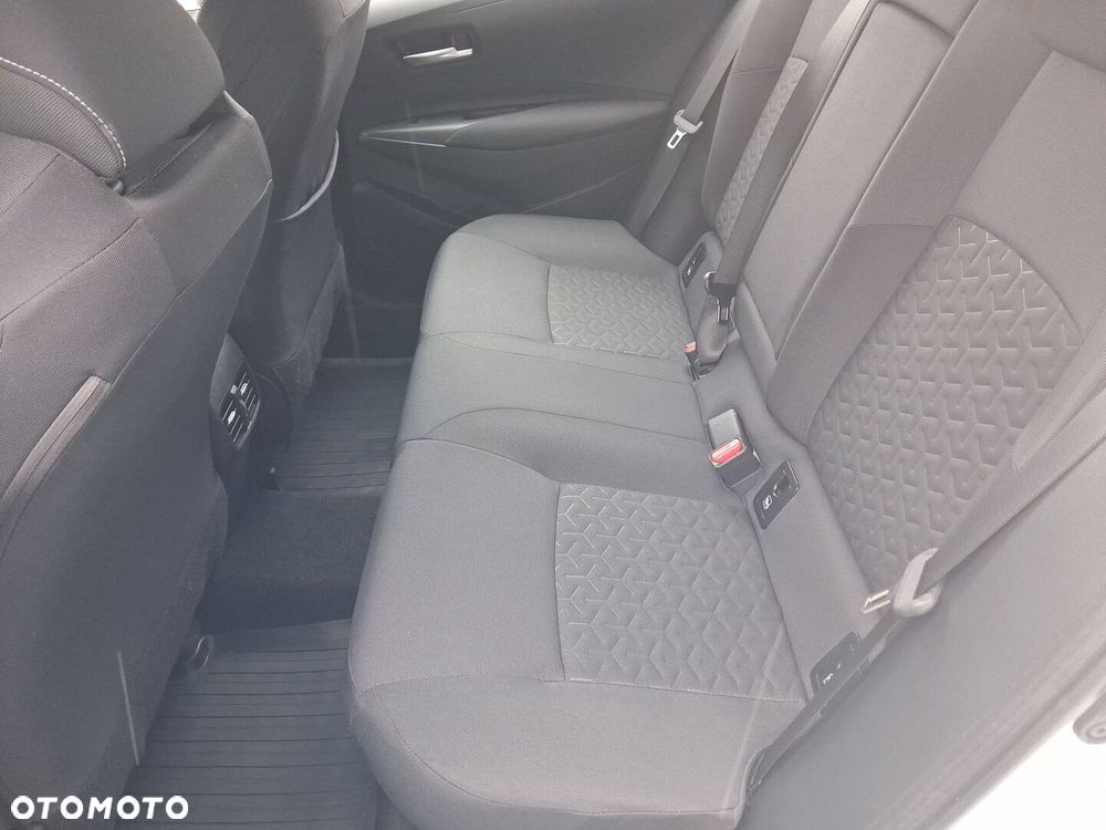 Toyota Corolla 2.0 Hybrid Comfort - 12