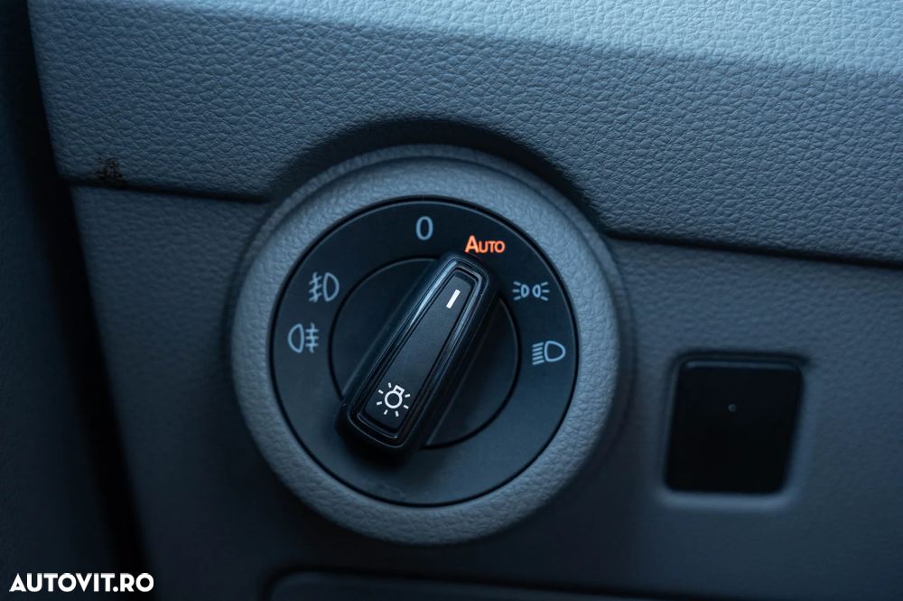 Volkswagen Transporter T6.1 DSG Lang - 19