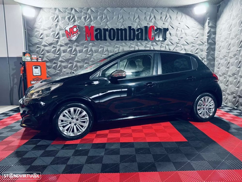 Peugeot 208 1.2 PureTech Style - 10