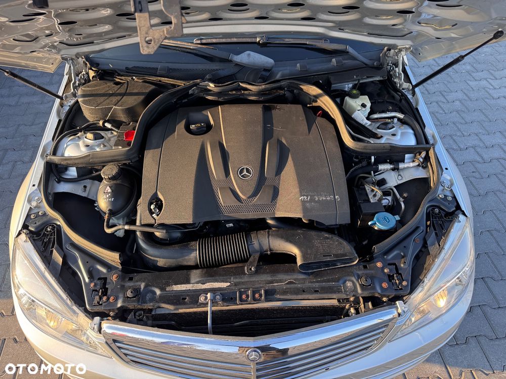 Mercedes-Benz Klasa C 220 CDI DPF Automatik Elegance - 29