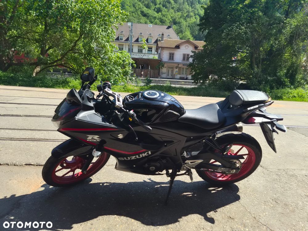 Suzuki GSX-R - 5