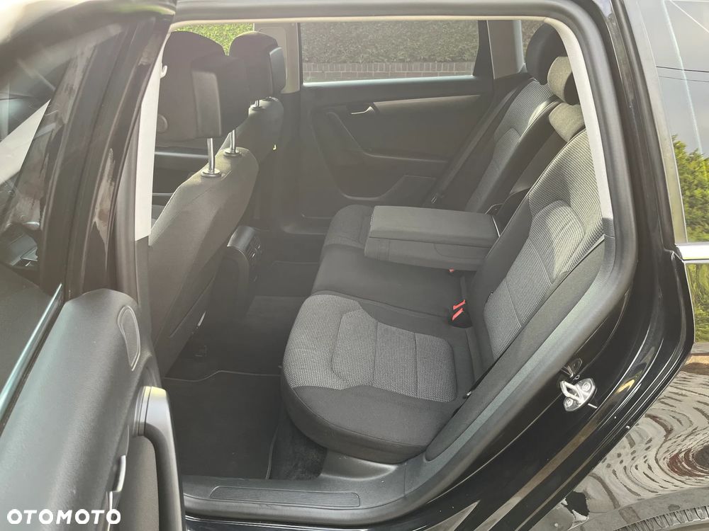 Volkswagen Passat Variant 2.0 Blue TDI DSG SCR Highline - 17
