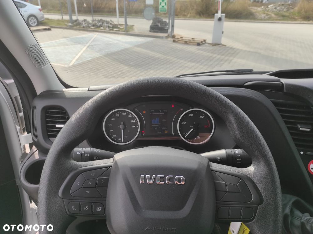 Iveco Daily 35S16 - 16