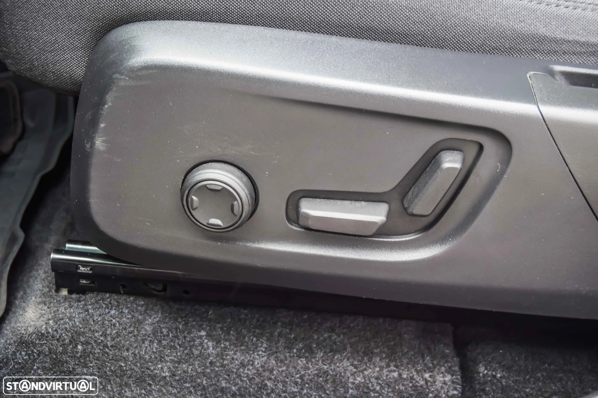Volvo C40 Recharge Twin Motor Ultimate - 14