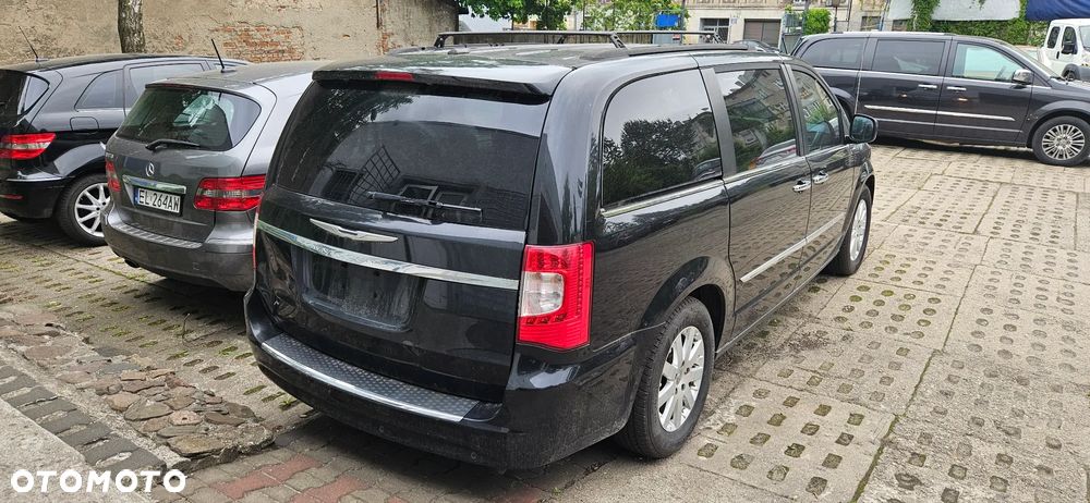 Chrysler Town & Country 3.6 Touring - 2