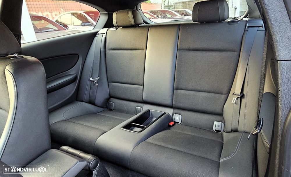 BMW 118 d DPF Edition Sport - 8