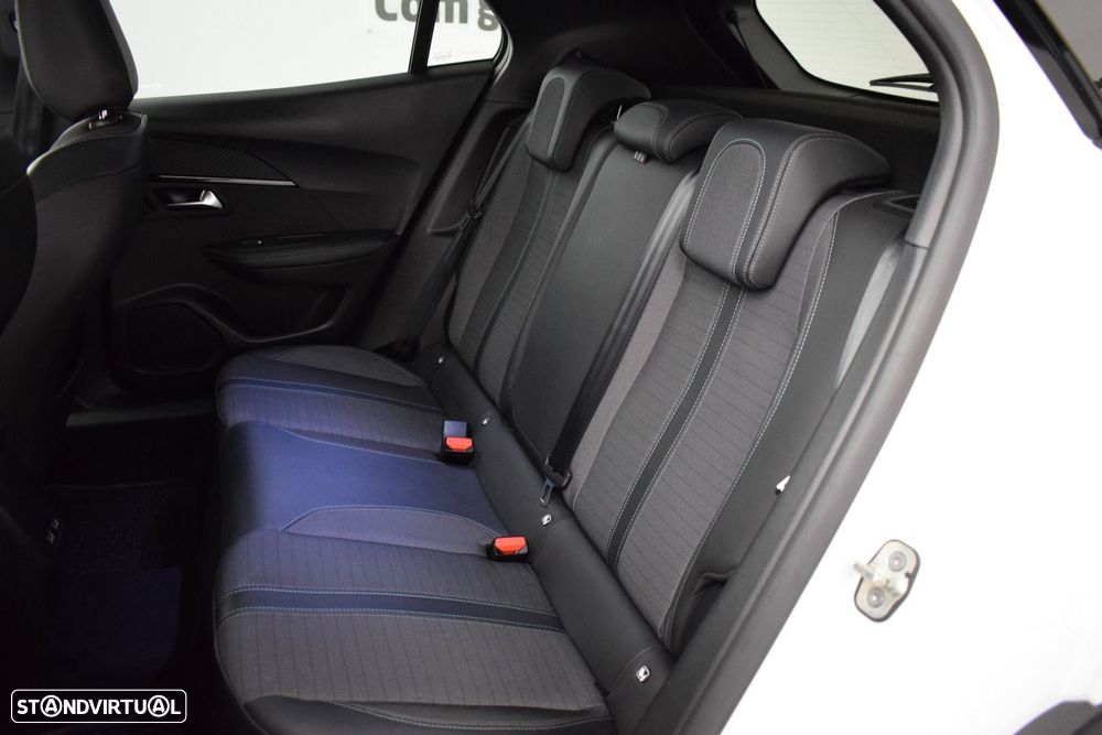 Peugeot e-2008 50 kWh Allure Pack - 5