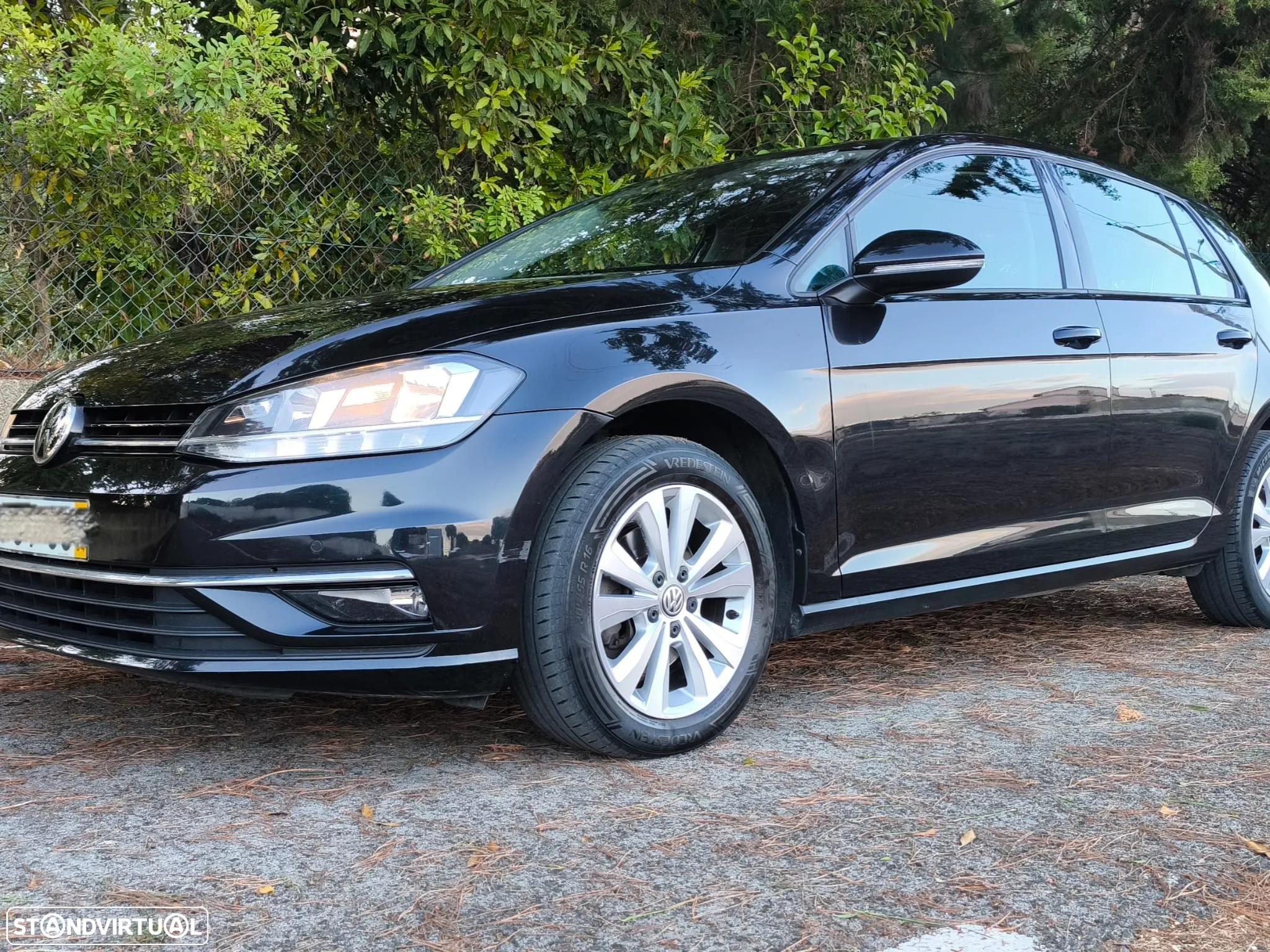 VW Golf 1.6 TDI Confortline - 2