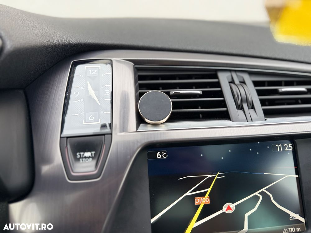 Citroën DS5 e-HDi 115 EGS6 Chic - 10