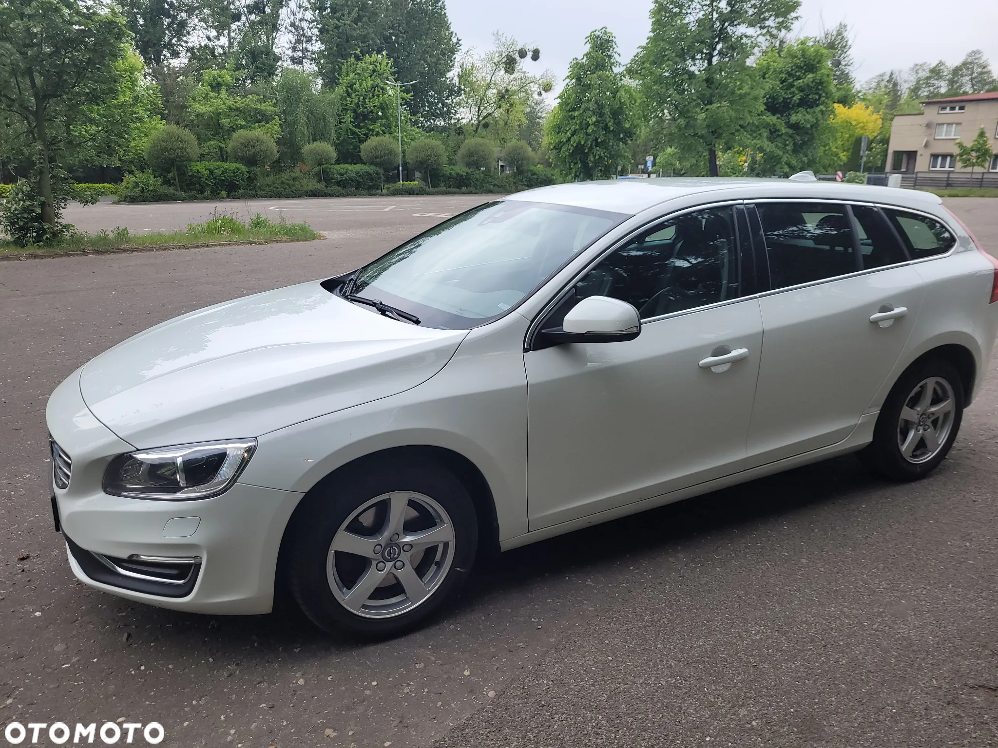 Volvo V60 D3 Drive-E Summum - 2