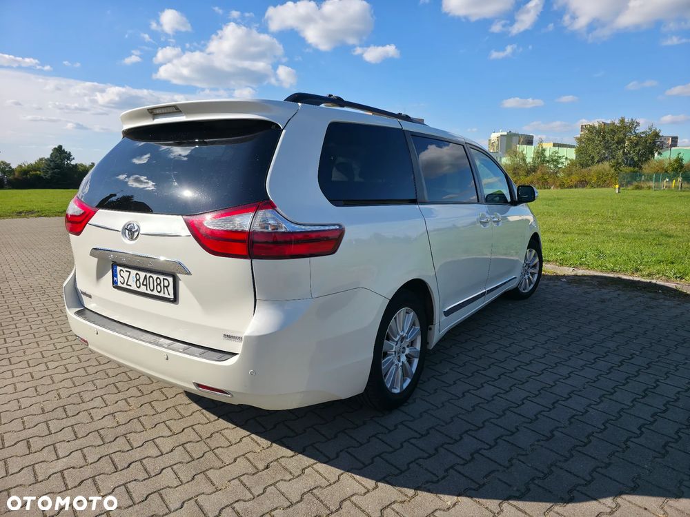 Toyota Sienna 3.5 V6 SE - 4