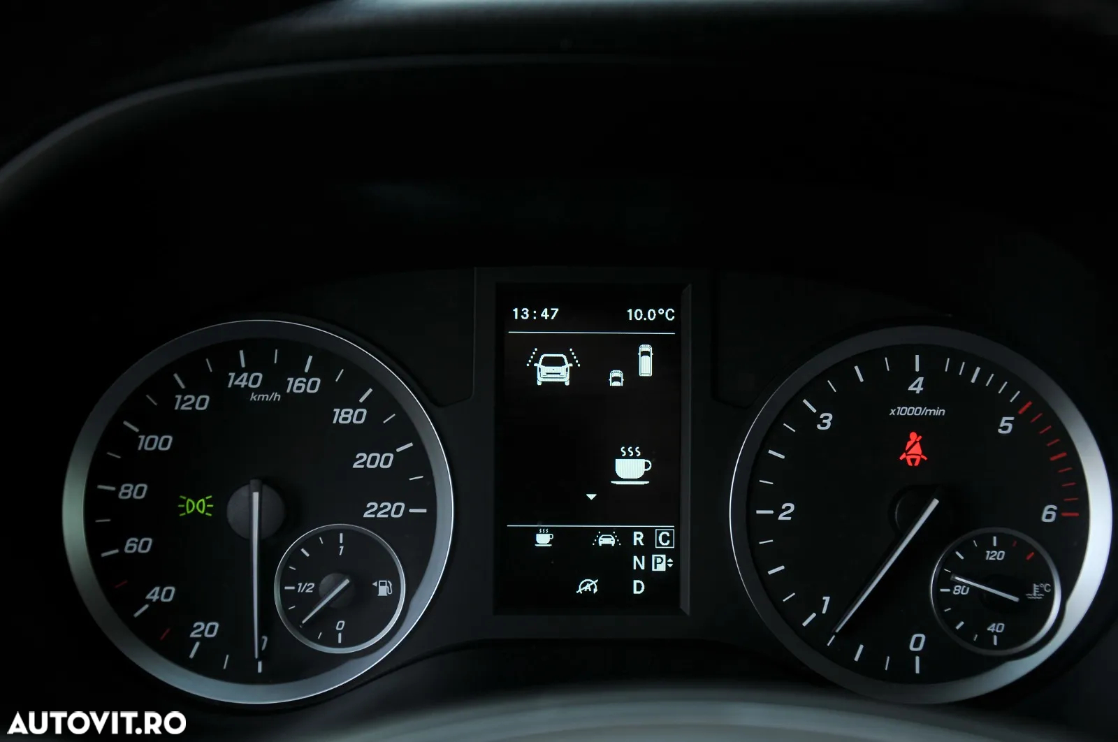 Mercedes-Benz VITO - 7