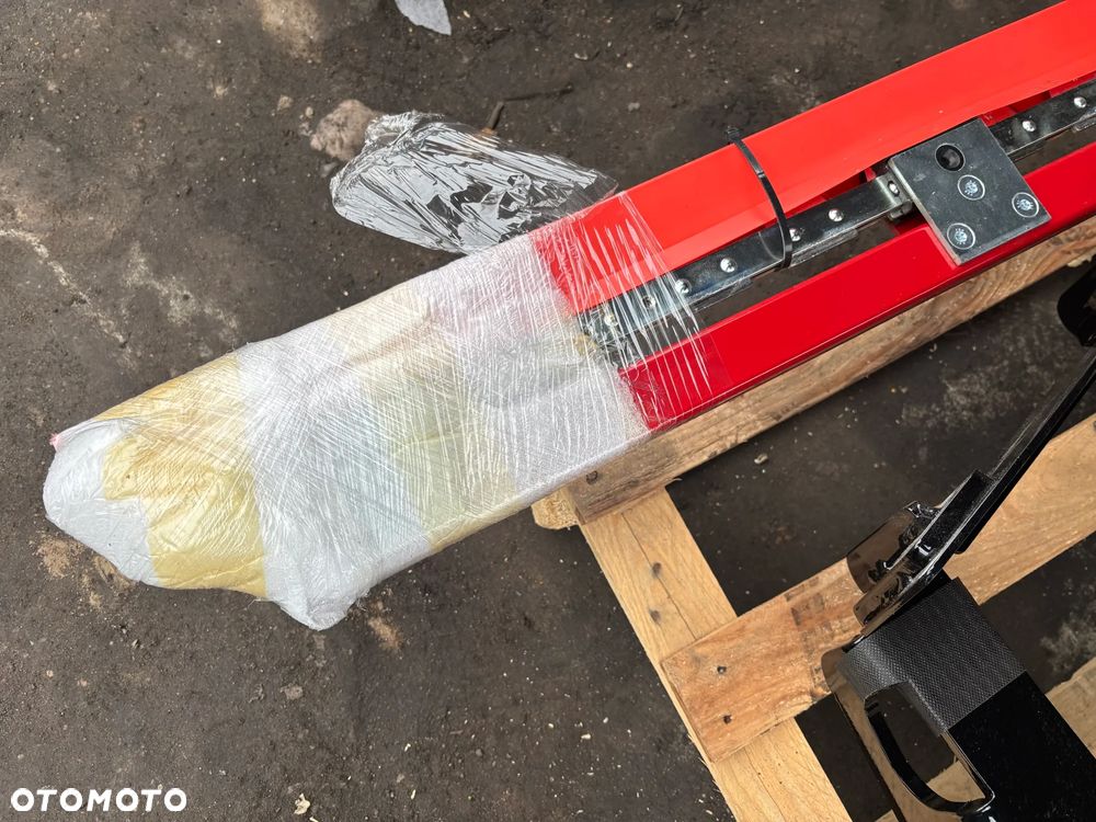 Case IH Kosa Boczna do Rzepaku Compact Case VE HD 2018 - 10