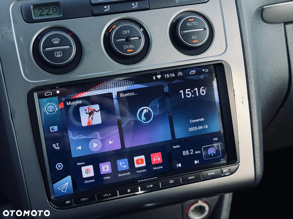 Volkswagen Touran 1.9 TDI DSG Highline - 31