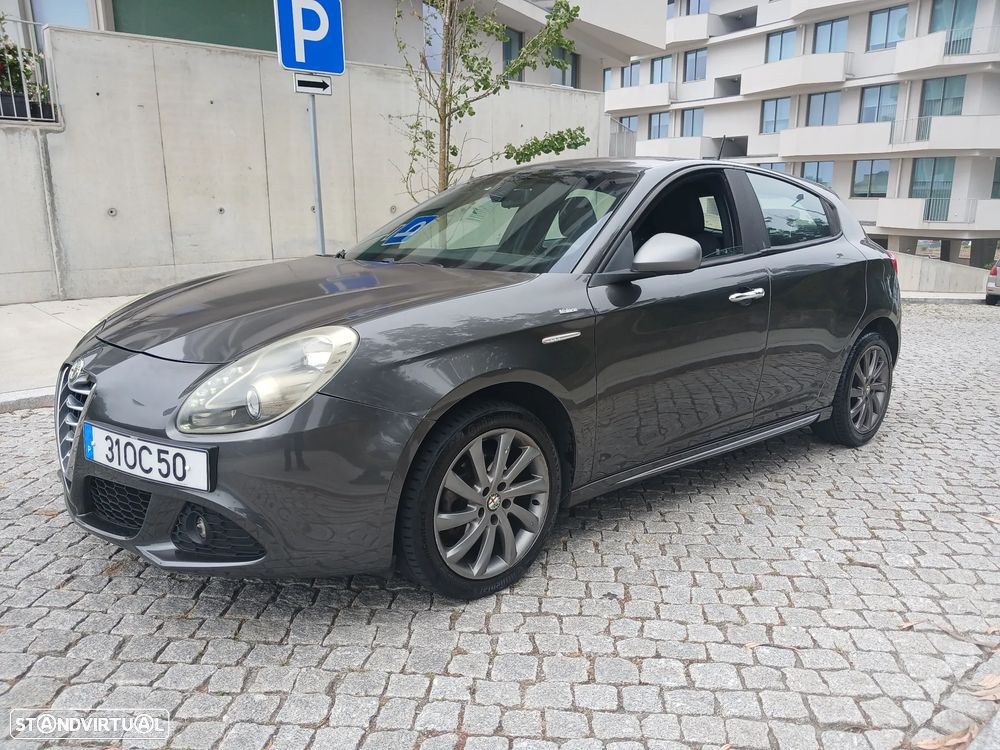 Alfa Romeo Giulietta 1.6 JTDM Veloce - 12