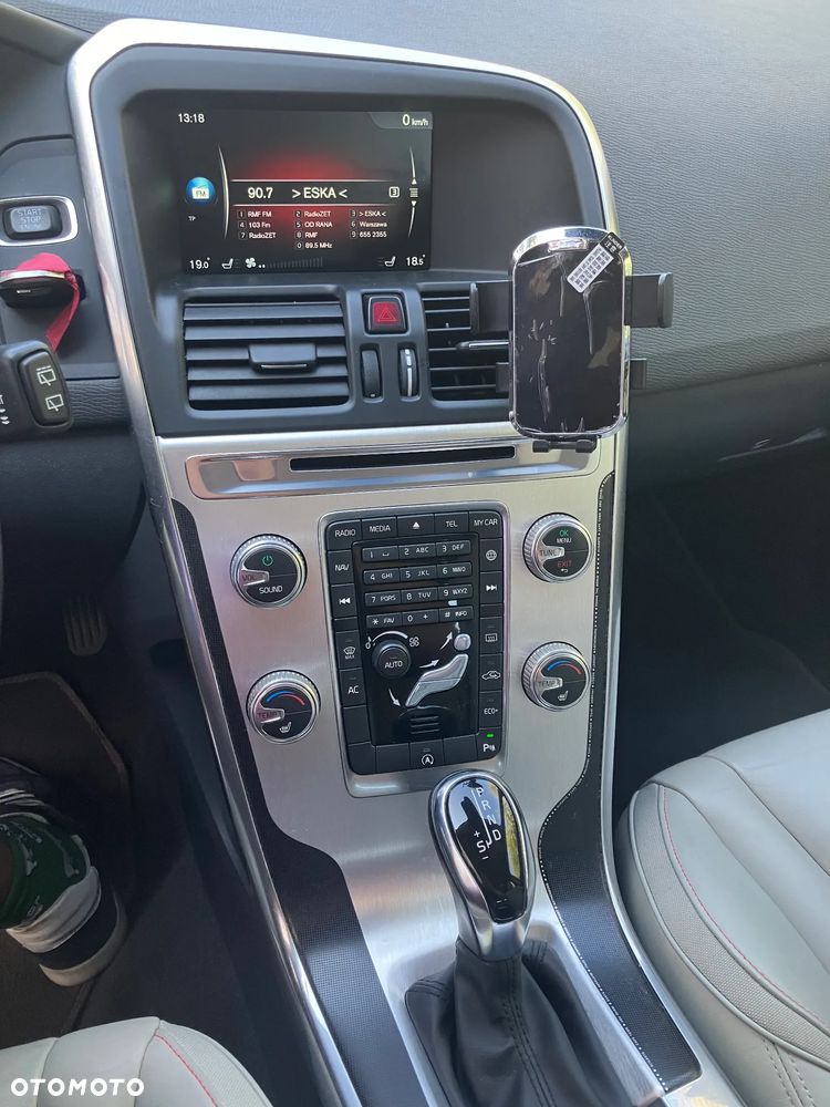 Volvo XC 60 D4 Drive-E Ocean Race - 2