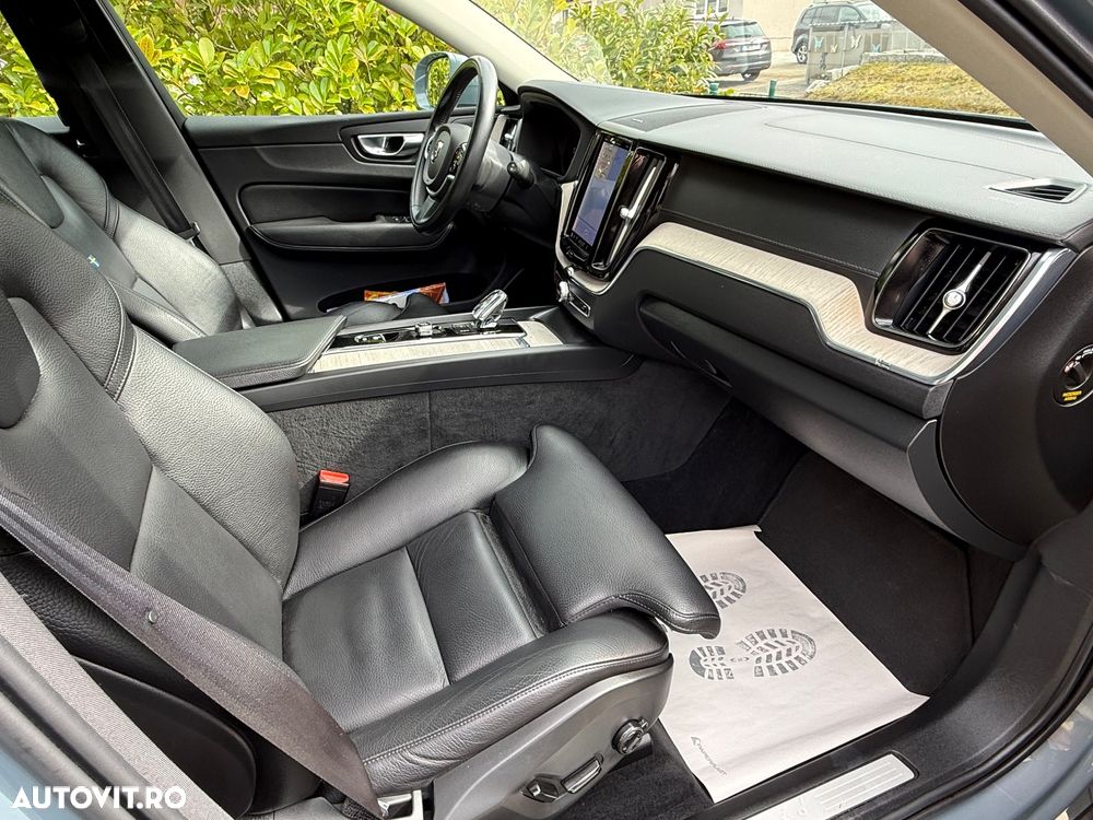 Volvo XC 60 B4 D AWD Geartronic Inscription - 12