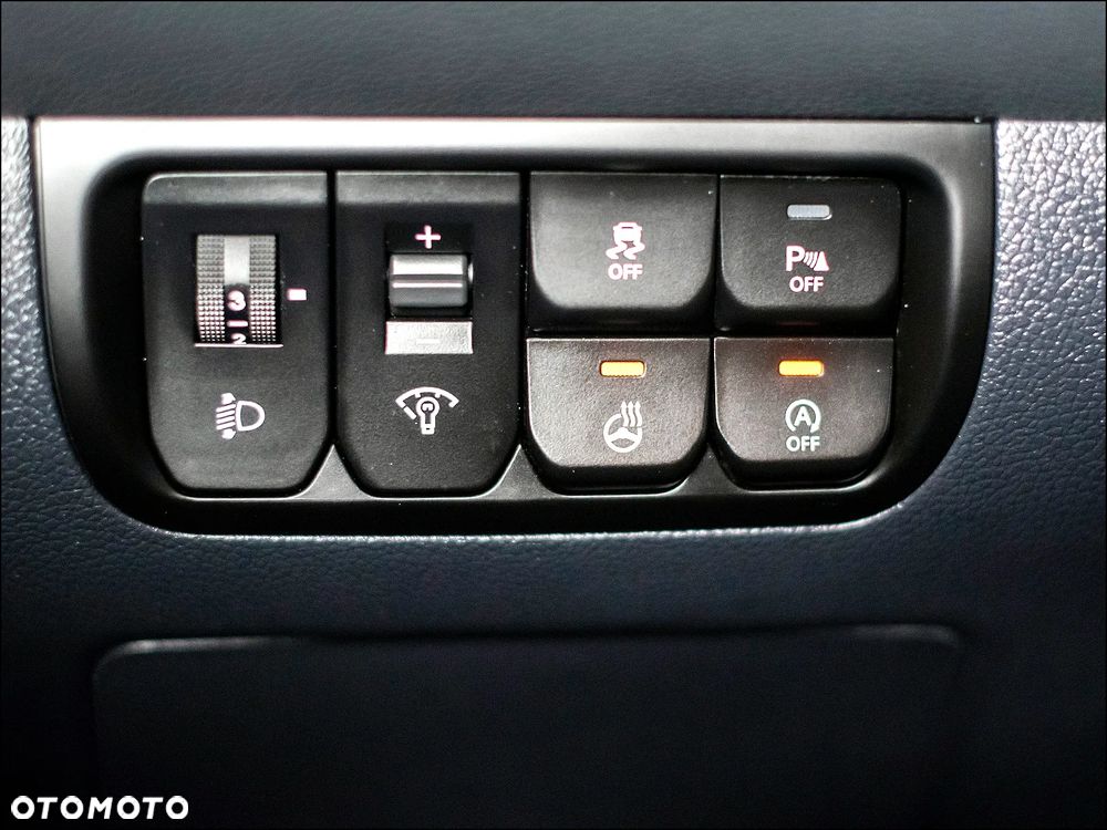 Kia Rio 1.2 Dream Team Edition - 29