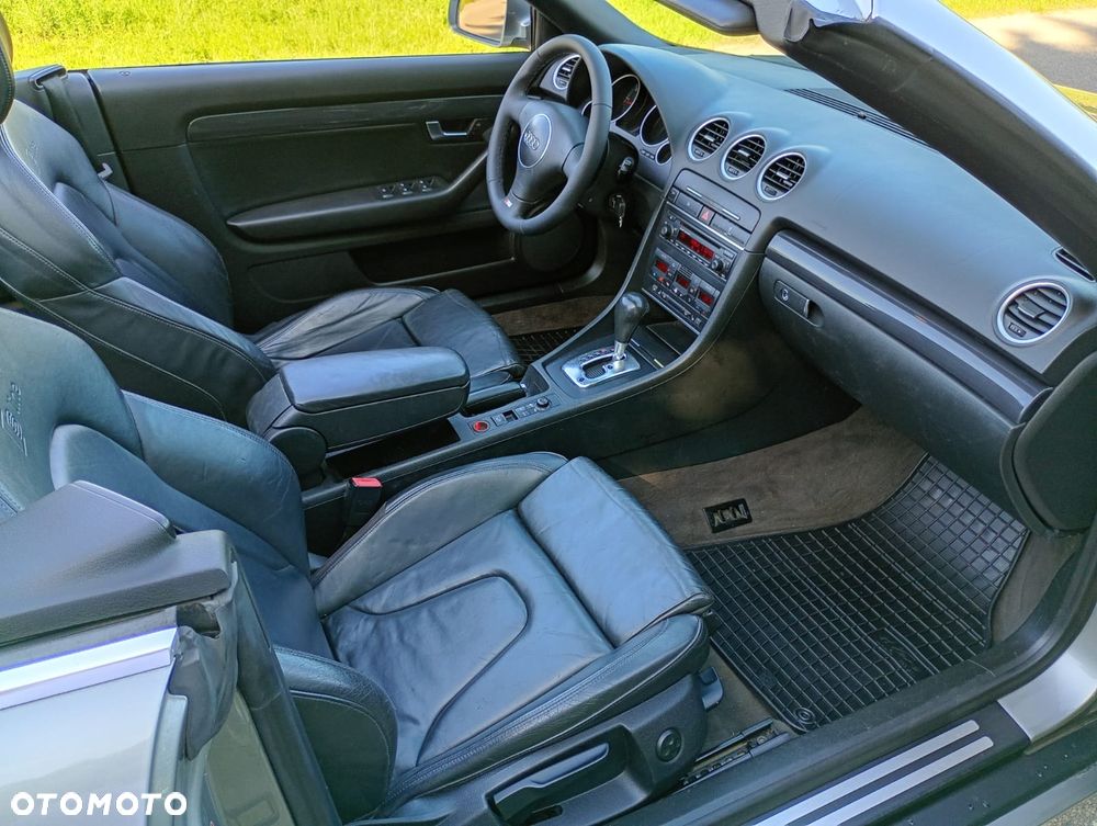 Audi A4 Cabrio - 8