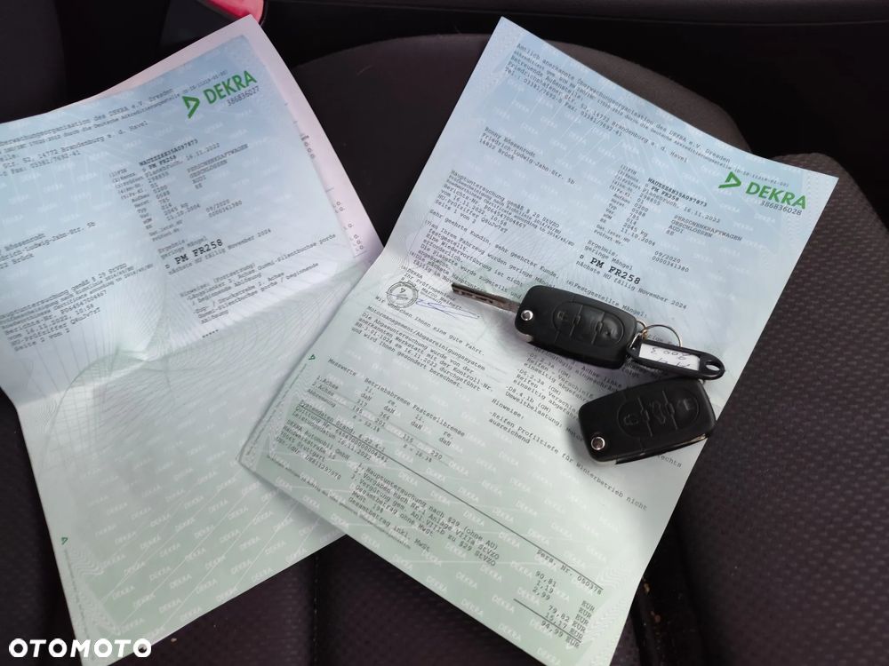 Audi A4 Avant 2.4 - 23