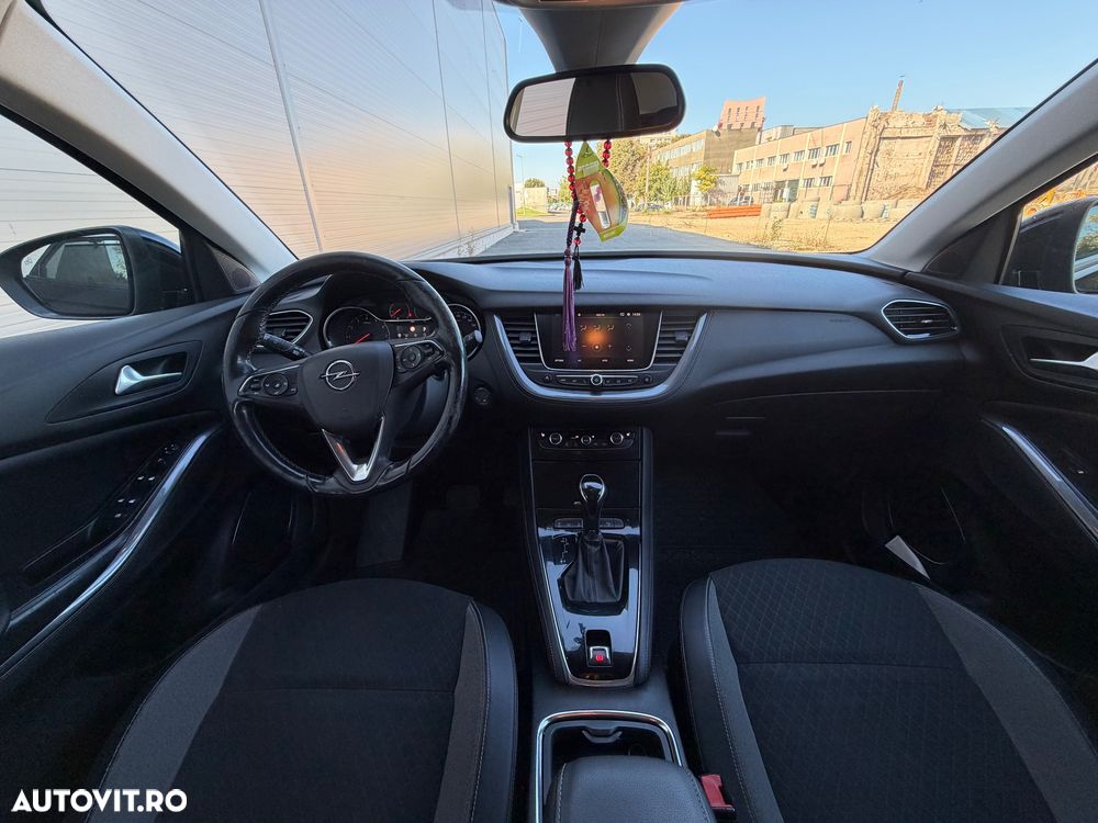 Opel Grandland X - 10