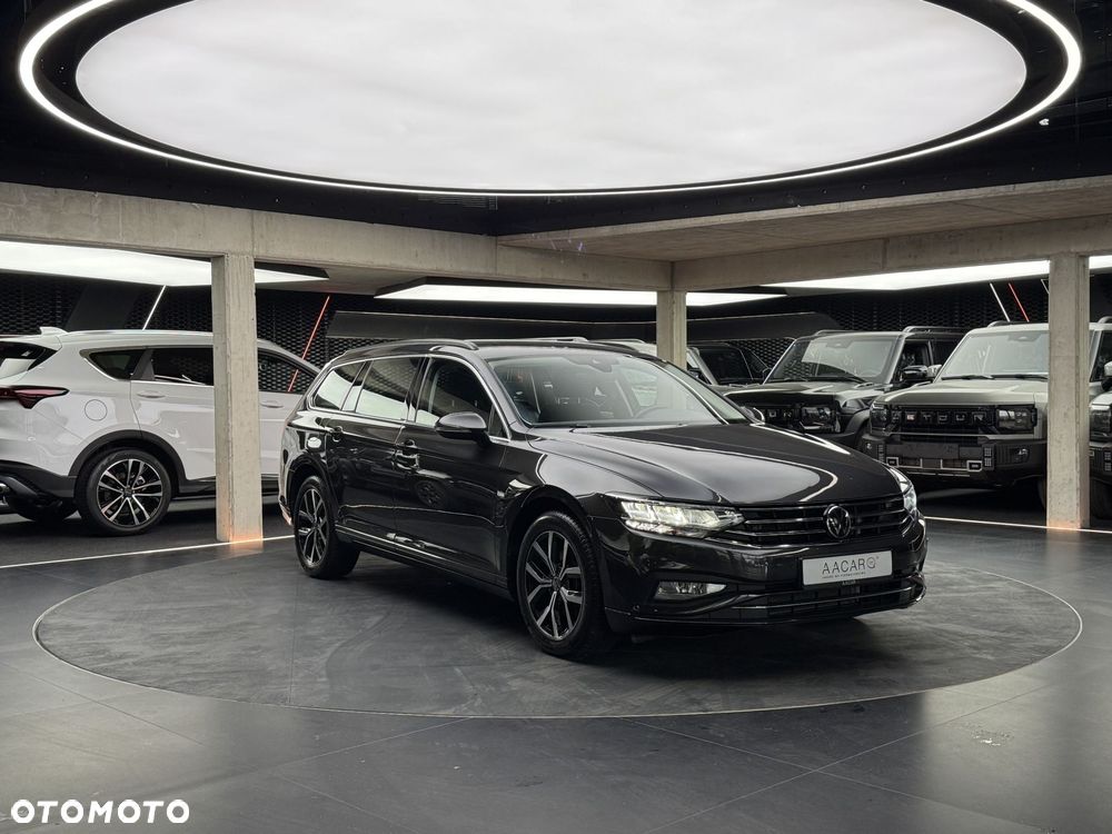 Volkswagen Passat Variant - 8