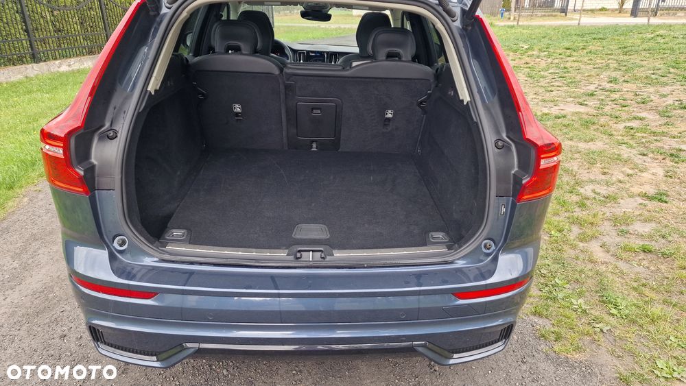 Volvo XC 60 B5 B AWD Geartronic RDesign - 17