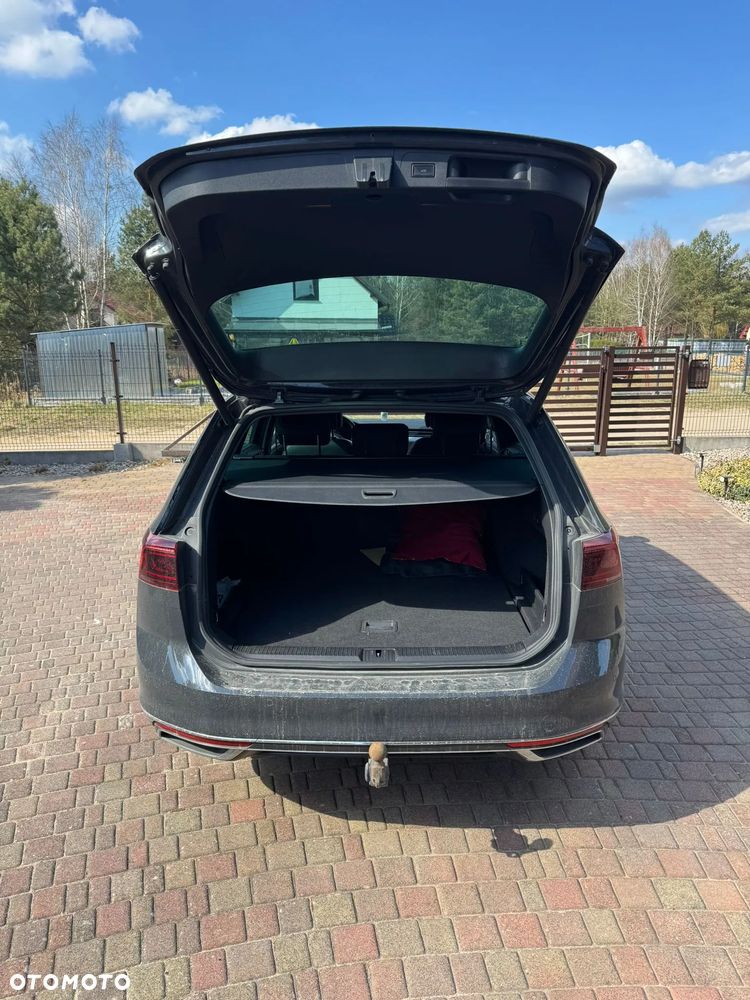 Volkswagen Passat - 7