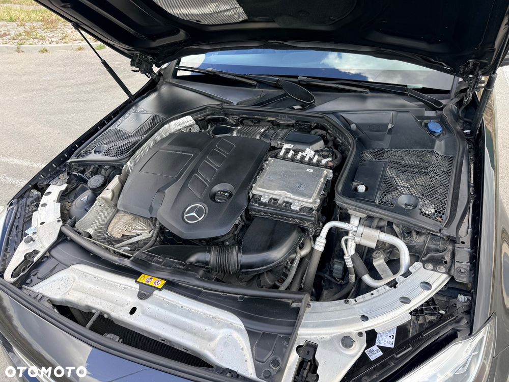 Mercedes-Benz Klasa C 220 d 4Matic 9G-TRONIC Avantgarde - 28