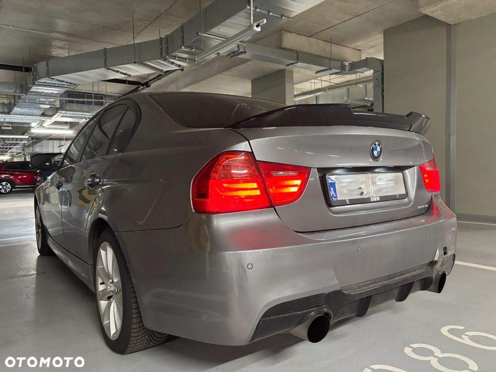 BMW Seria 3 320i - 2