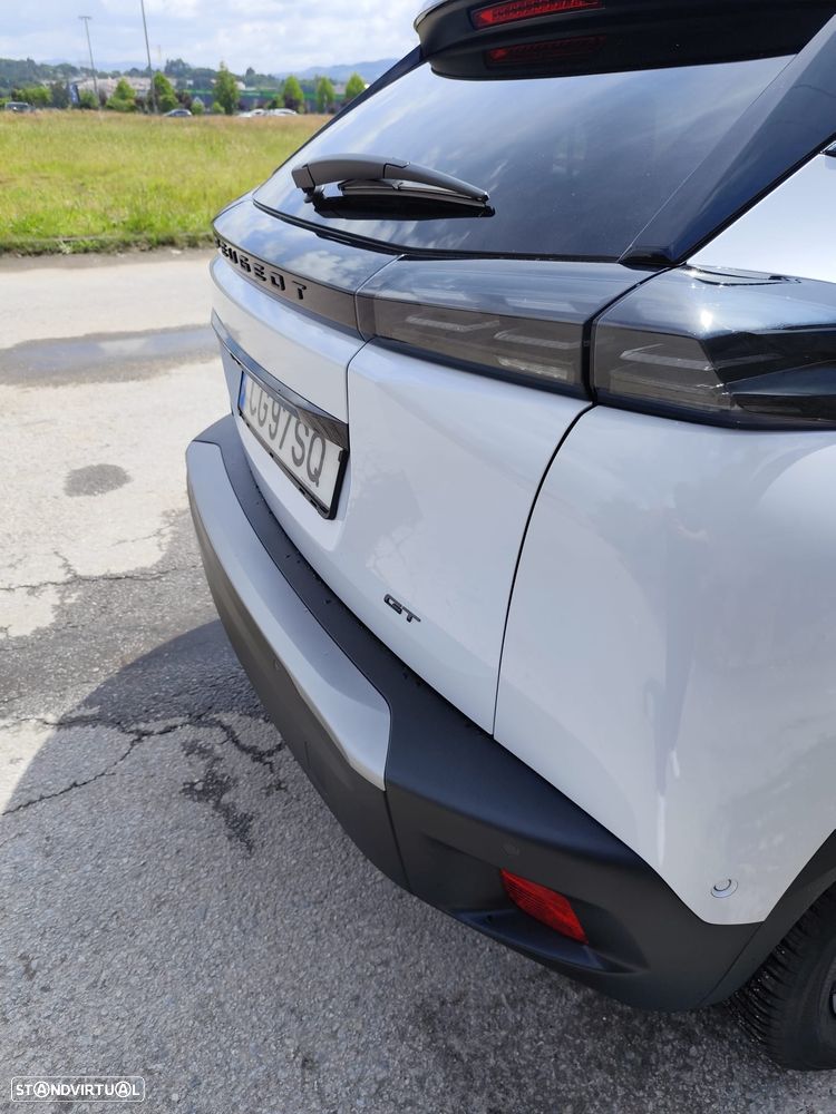 Peugeot e-2008 50 kWh GT - 14