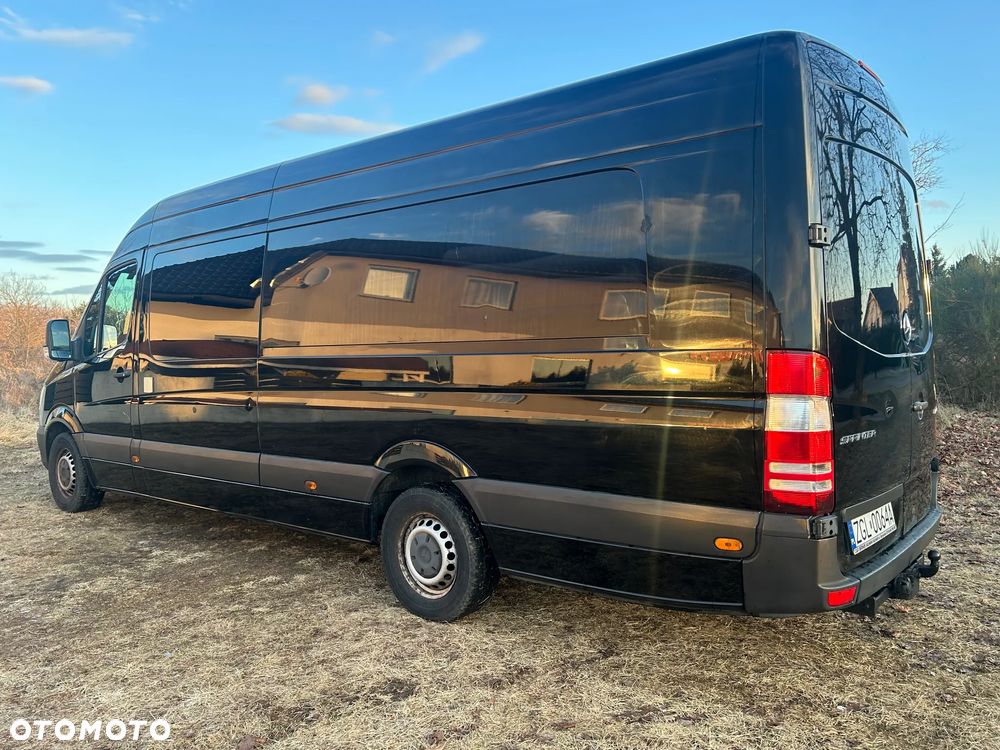 Mercedes-Benz Sprinter - 4